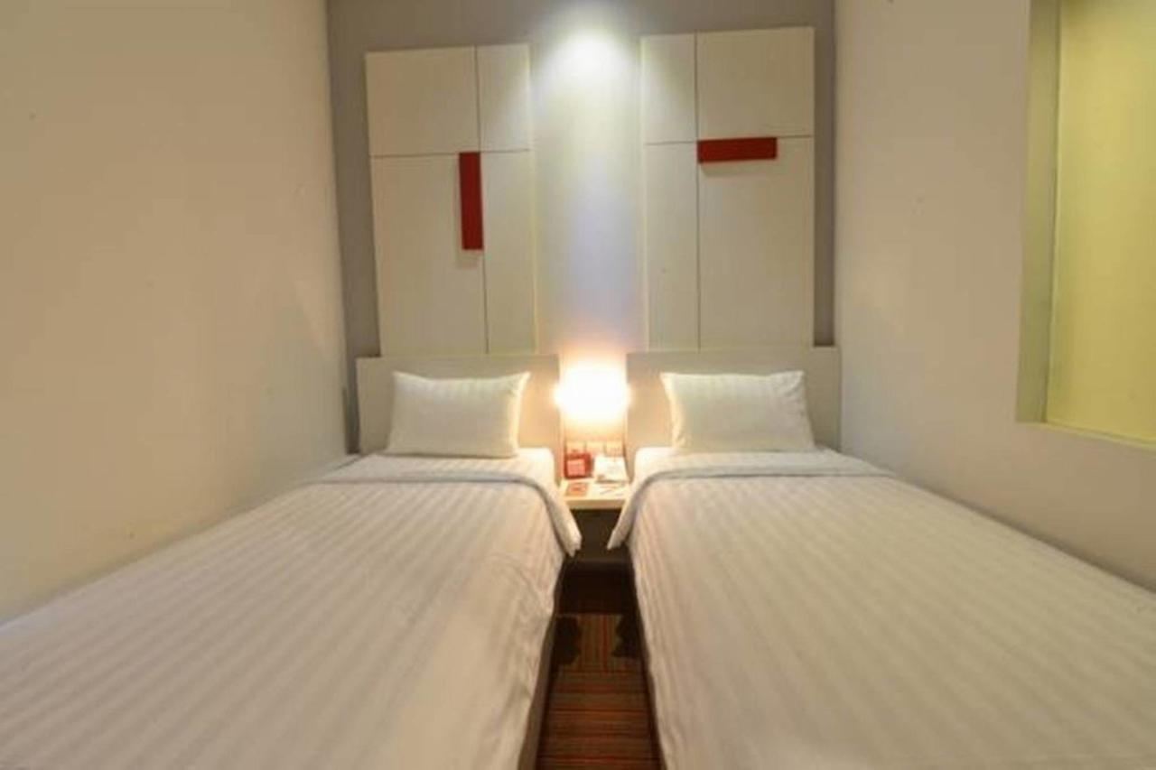 D'Hotel Dżakarta Zewnętrze zdjęcie